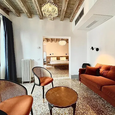 Palazzetto San Marco Apartment *